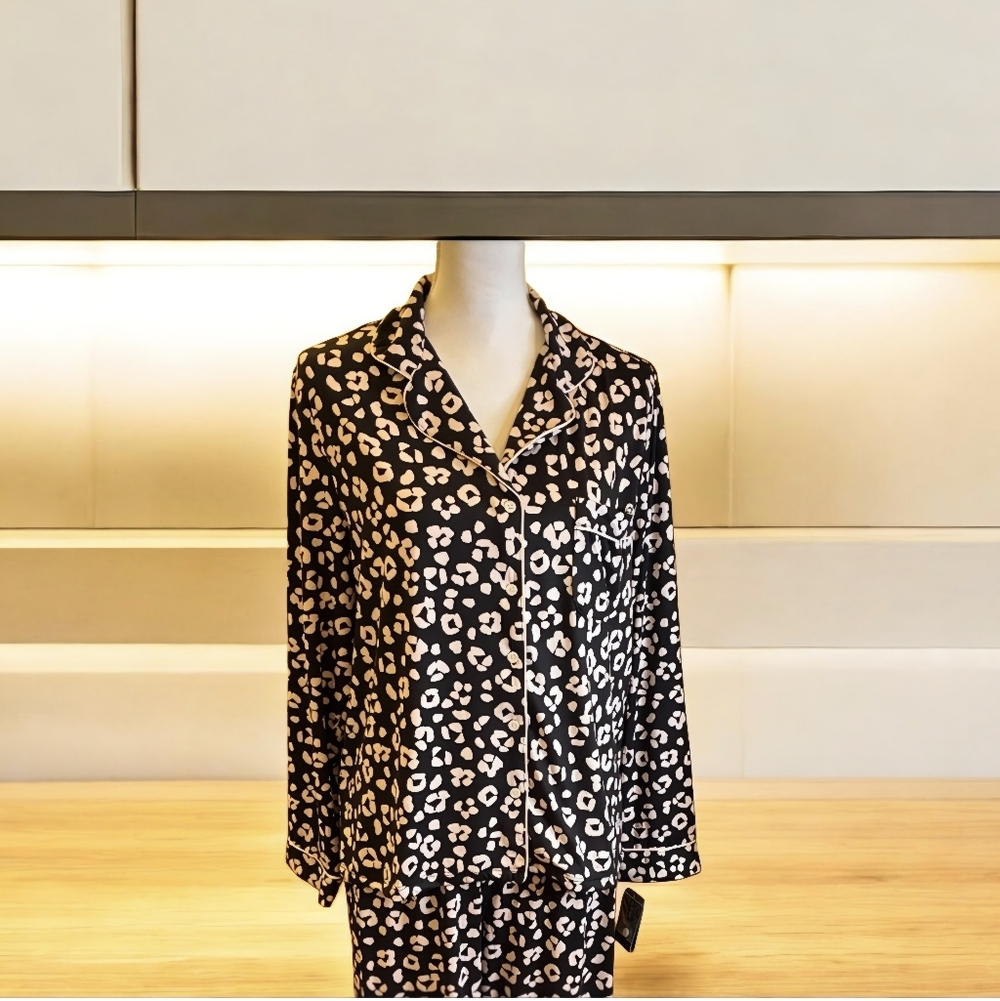 Kate Spade Long Sleeve Black/Pink Leopard Pajama Set, NWT - Picture 2 of 5